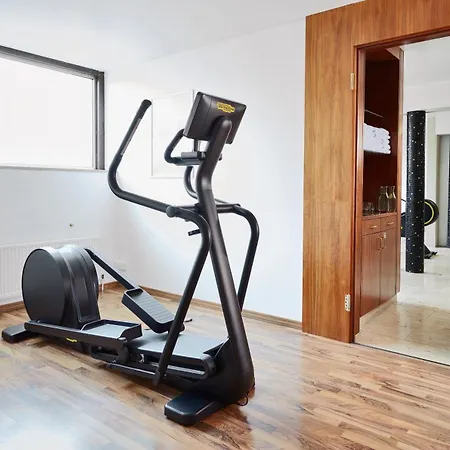 Living Am Deutschen Museum Aparthotel 3*