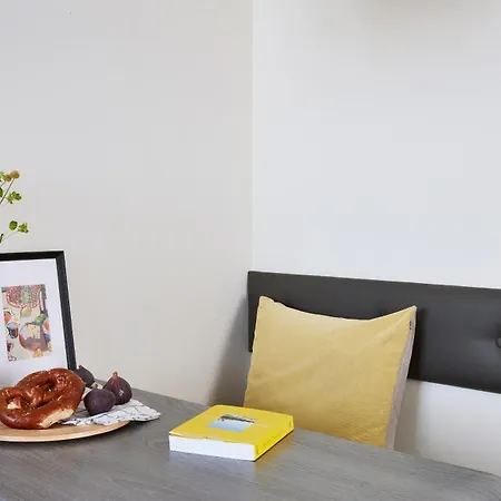 Aparthotel Living Am Deutschen Museum 3*