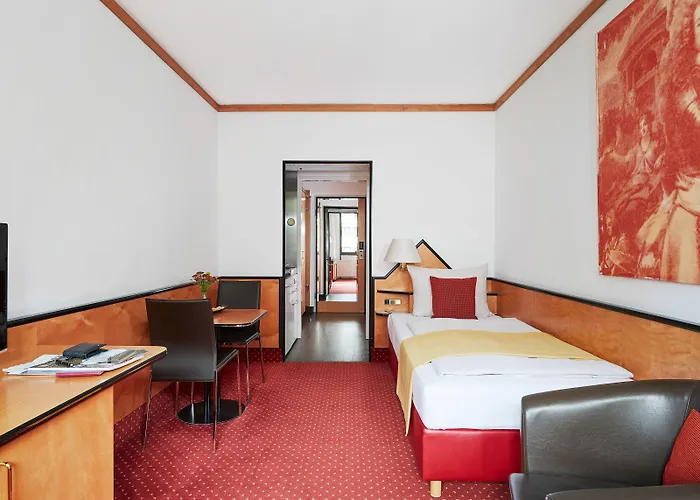 Aparthotel Living Am Deutschen Museum 3*