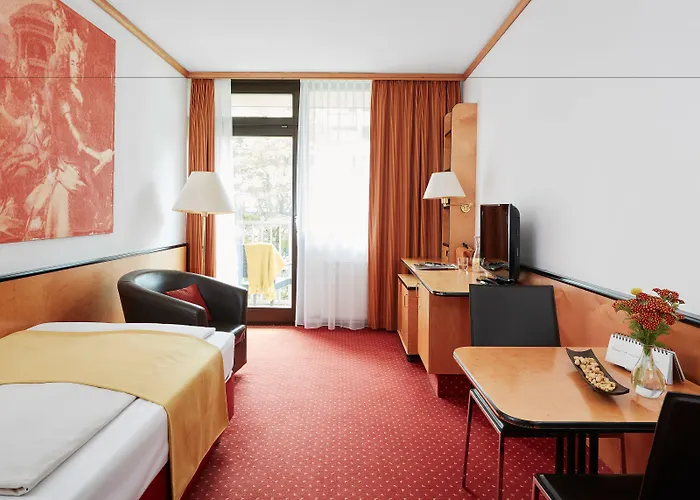 Living Am Deutschen Museum Aparthotel 3*